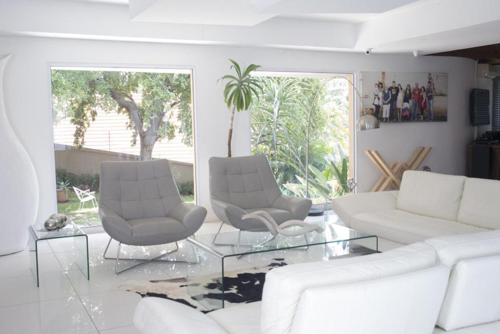 Luxury Upmarket Guesthouse 20 On 4Th روستنبرج المظهر الخارجي الصورة