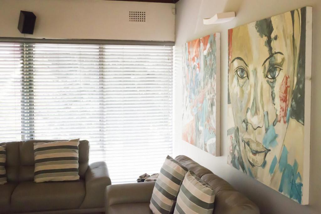 Luxury Upmarket Guesthouse 20 On 4Th روستنبرج المظهر الخارجي الصورة