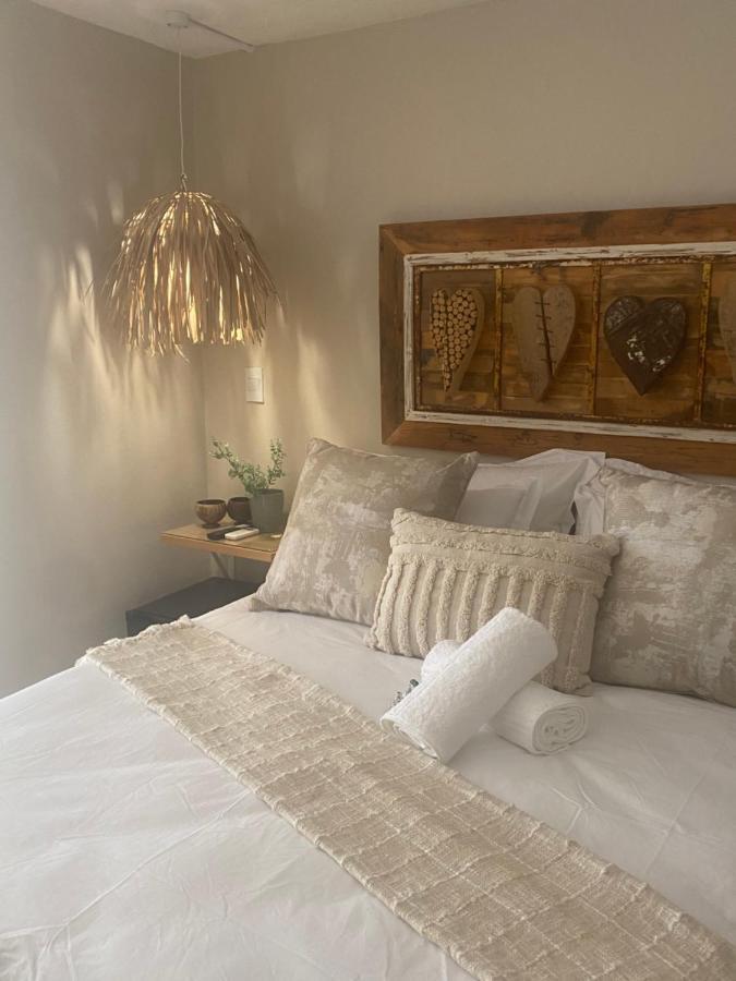Luxury Upmarket Guesthouse 20 On 4Th روستنبرج المظهر الخارجي الصورة