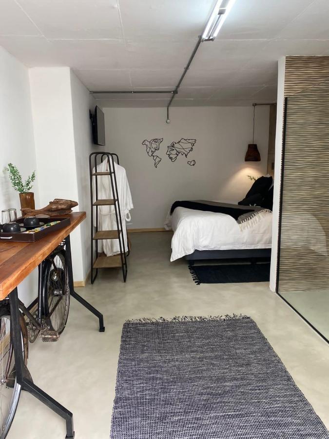 Luxury Upmarket Guesthouse 20 On 4Th روستنبرج المظهر الخارجي الصورة