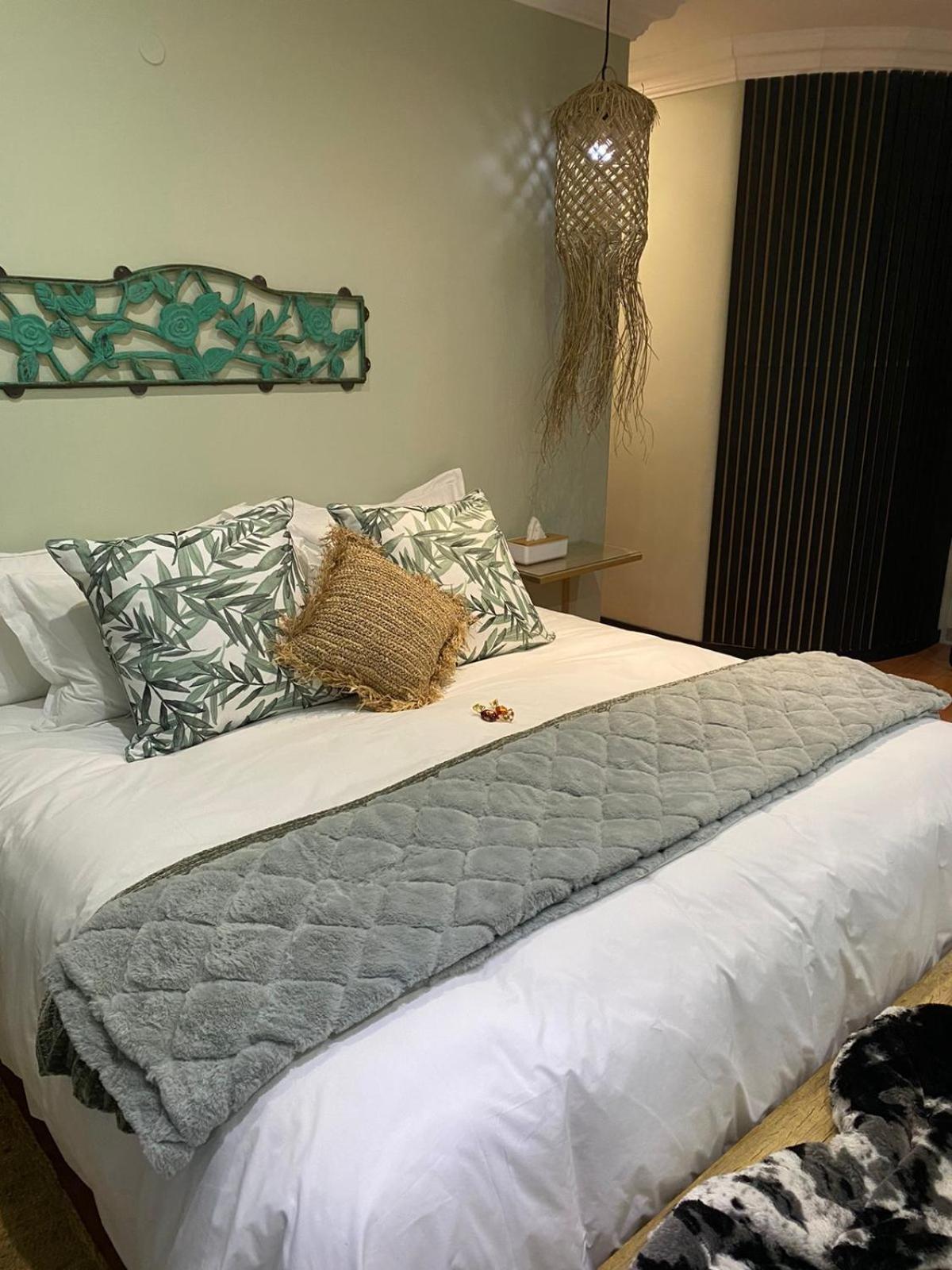 Luxury Upmarket Guesthouse 20 On 4Th روستنبرج المظهر الخارجي الصورة